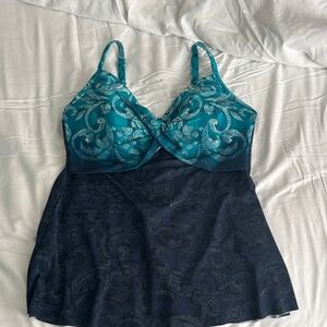 Miraclesuit  tankini swim top brand new condition